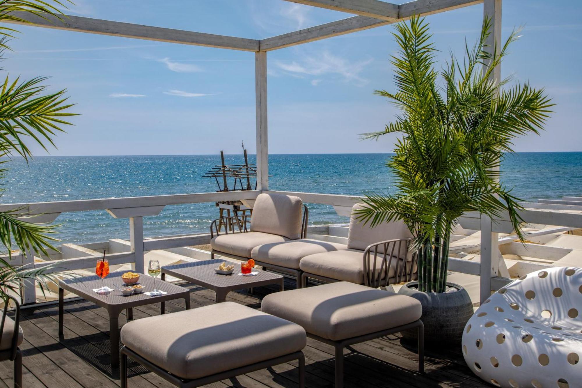 Hotel Tirreno Λατίνα Εξωτερικό φωτογραφία