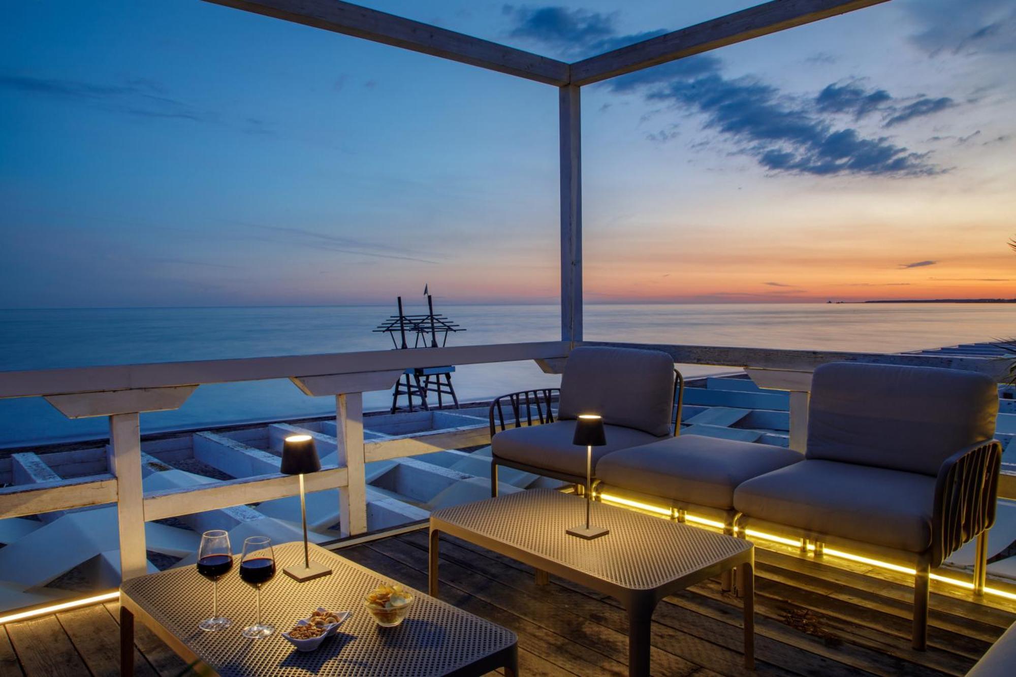 Hotel Tirreno Λατίνα Εξωτερικό φωτογραφία