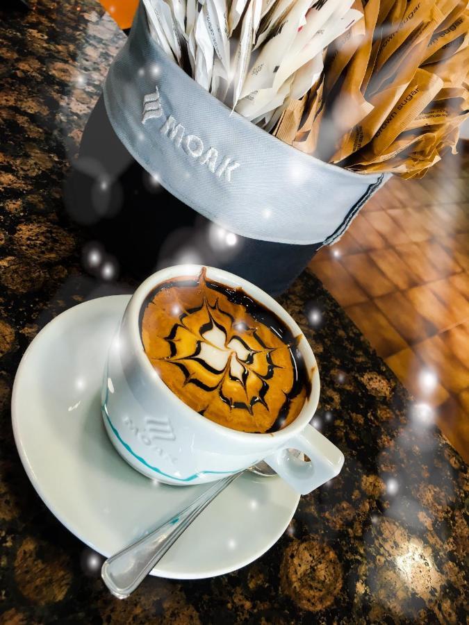 Hotel Tirreno Λατίνα Εξωτερικό φωτογραφία